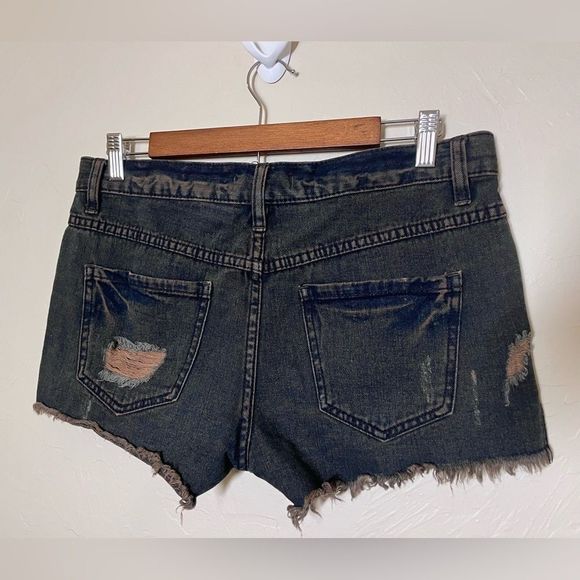 FREE People Runaway Slouchy‎ Denim Cutoff Shorts 26 - Picture 2 of 4